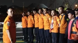 KN SAR Ganesha Tiba di Padang Tengah Malam, Bawa Personel dan Logistik Tambahan untuk Korban Bencana